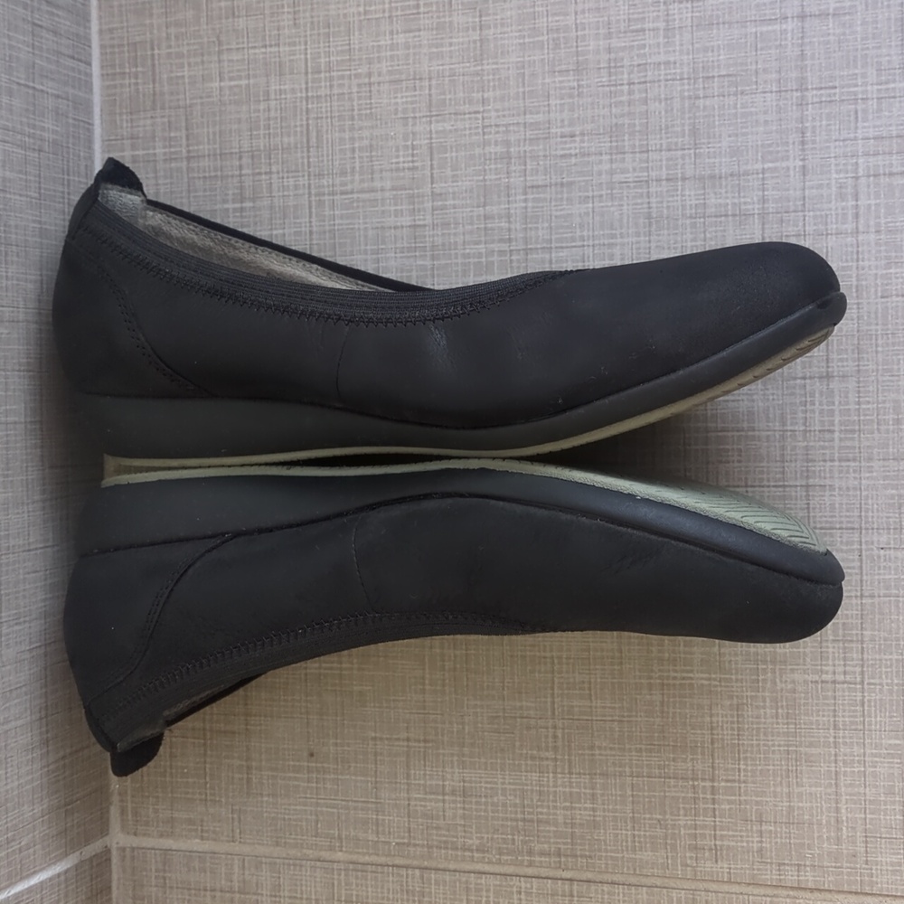 Dansko Kristen Ballet Flats - Picture 6 of 10